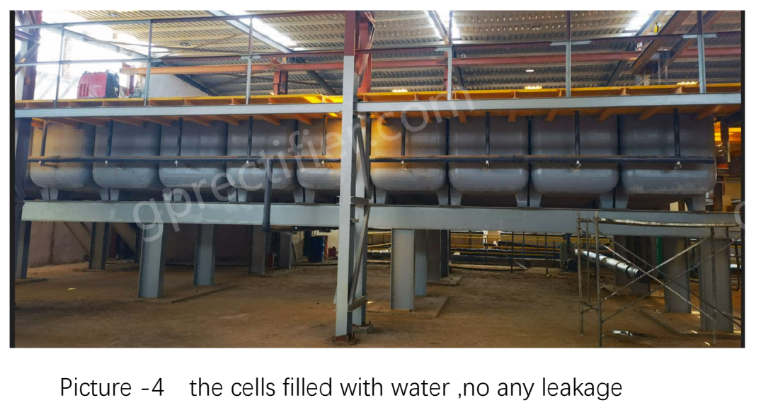 the cells filled with water ,no any leakage
